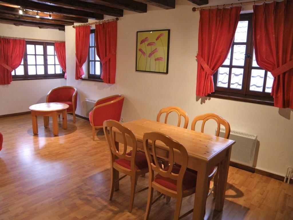 Caveau De L'Ami Fritz Рибовілле Номер фото