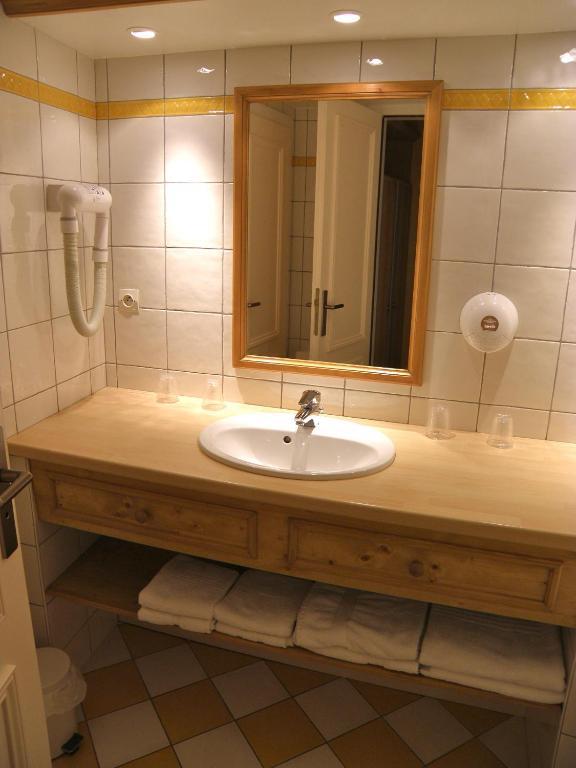 Caveau De L'Ami Fritz Рибовілле Номер фото